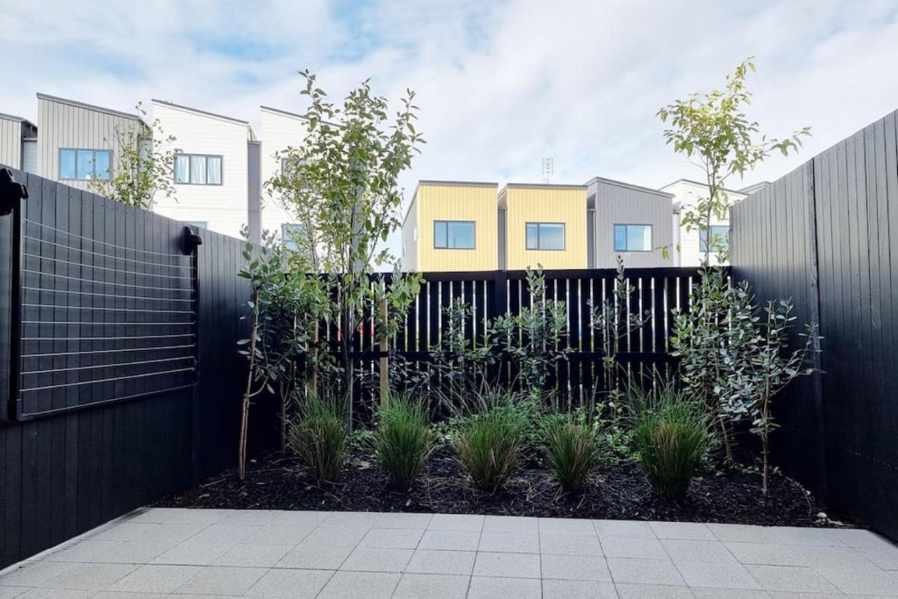Huntington Townhouse With Patio And Parking Villa Auckland Eksteriør billede